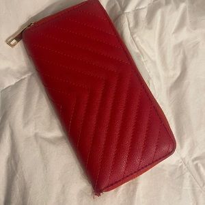 Red wallet from Fashion nova